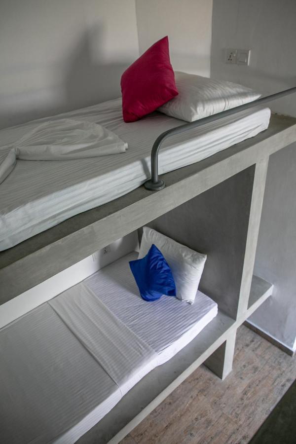 Alma Beach Hotel Weligama Dış mekan fotoğraf